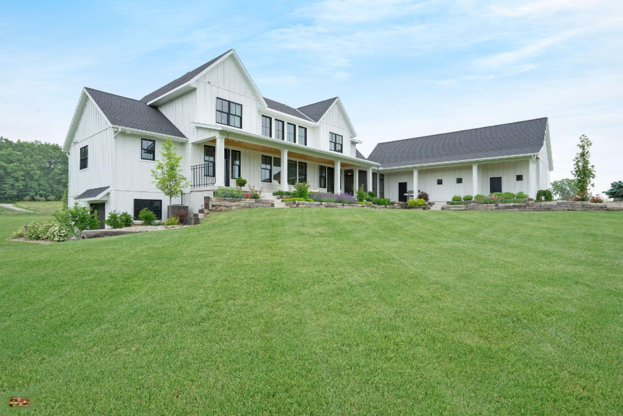 7530 2 Mile Road Northeast Ada, MI 49301 - Photo 5 of 89 Rear