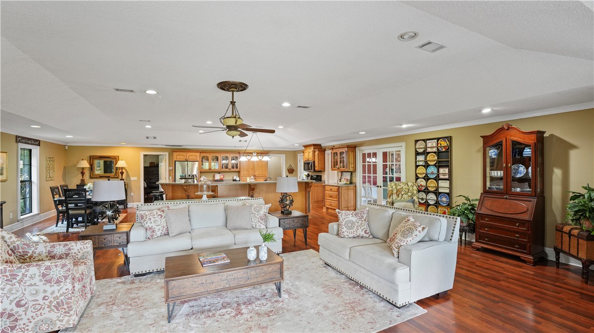 915 Polk Road Odum, GA 31555 - Photo 5 of 79