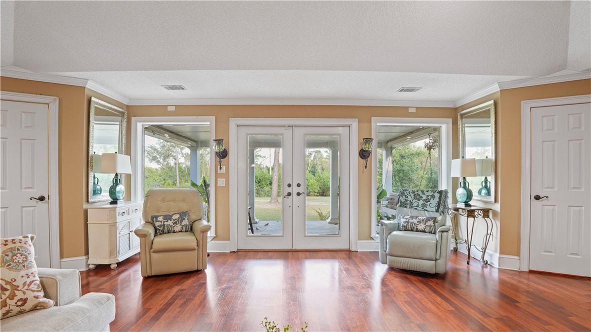 915 Polk Road Odum, GA 31555 - Photo 6 of 79