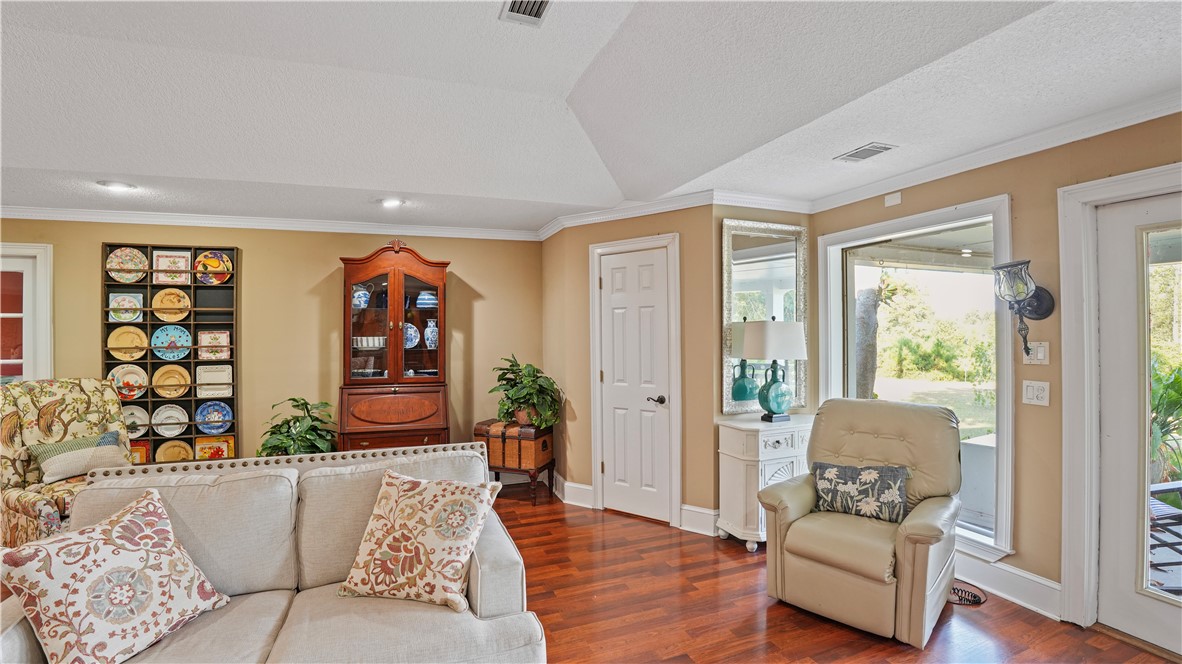 915 Polk Road Odum, GA 31555 - Photo 9 of 79