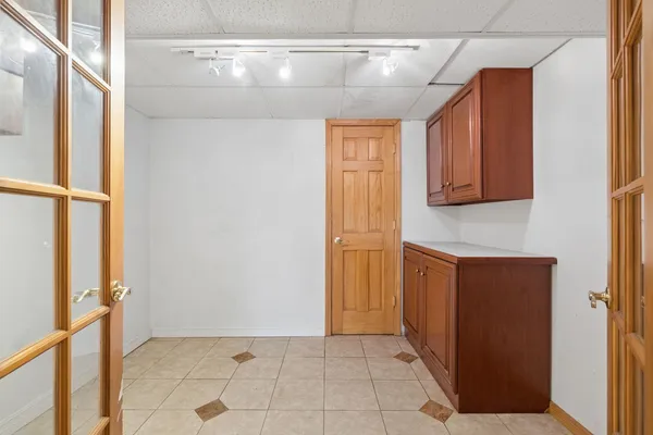 $415,000 | 146 South Anderson Road, New Lenox, IL 60451