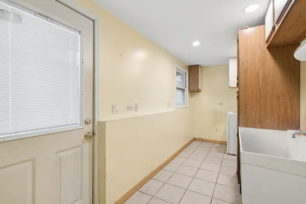 $415,000 | 146 South Anderson Road, New Lenox, IL 60451