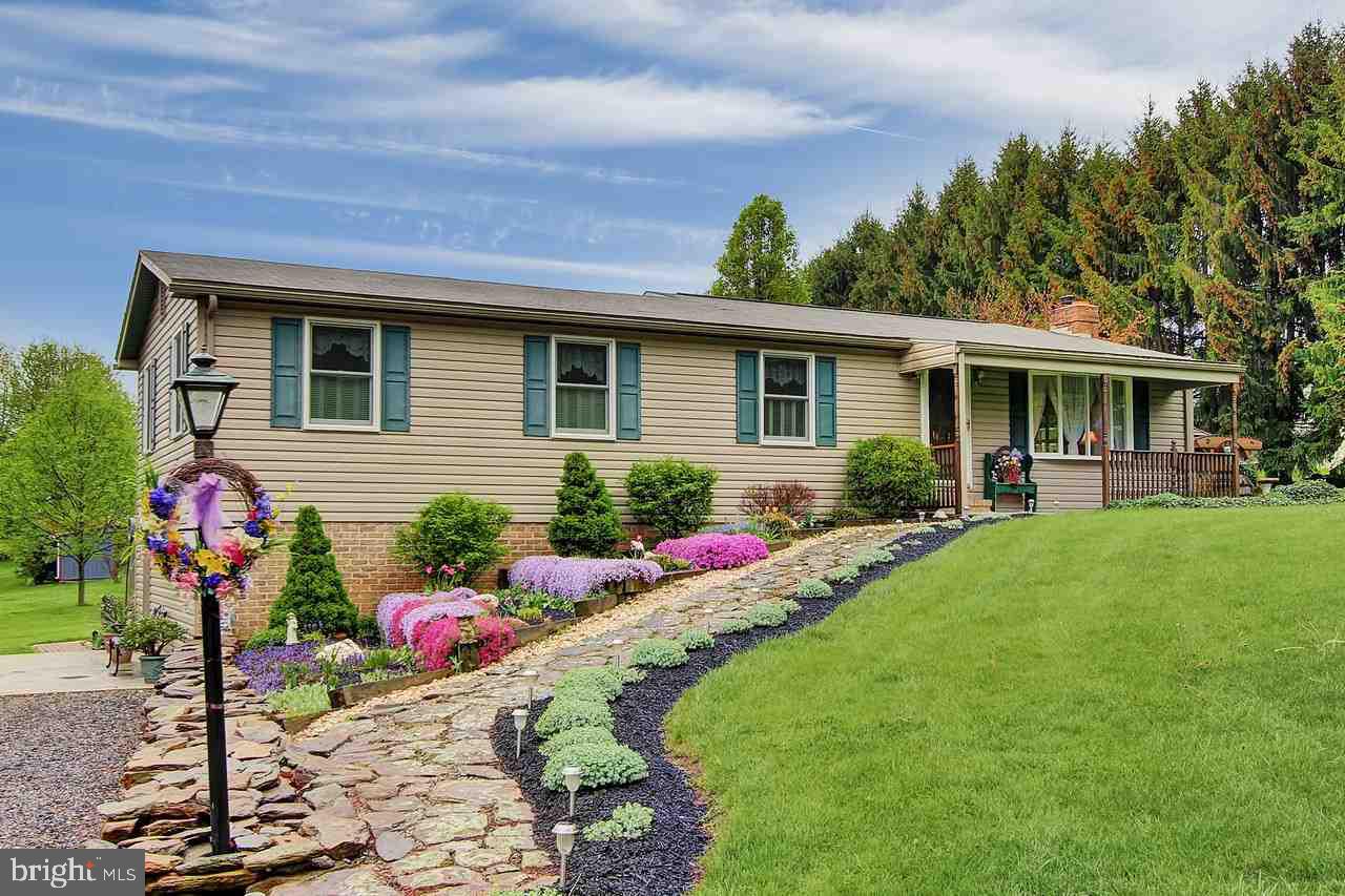 4912 Zeiglers Church Road Spring Grove, PA 17362 - Photo 2 of 36