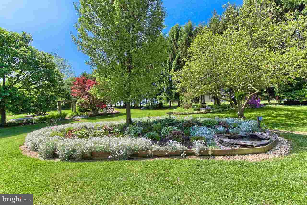 4912 Zeiglers Church Road Spring Grove, PA 17362 - Photo 5 of 36