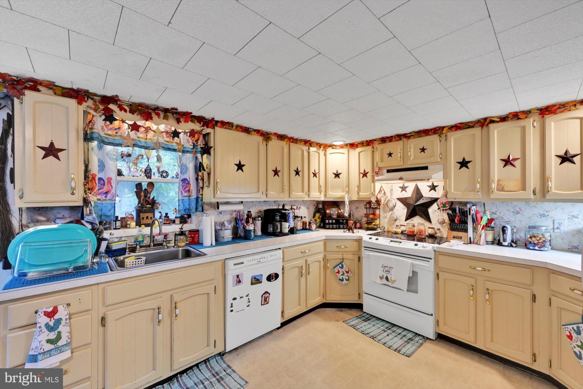 714 Suedberg Road Pine Grove, PA 17963 - Photo 11 of 31 Gallery Image 11