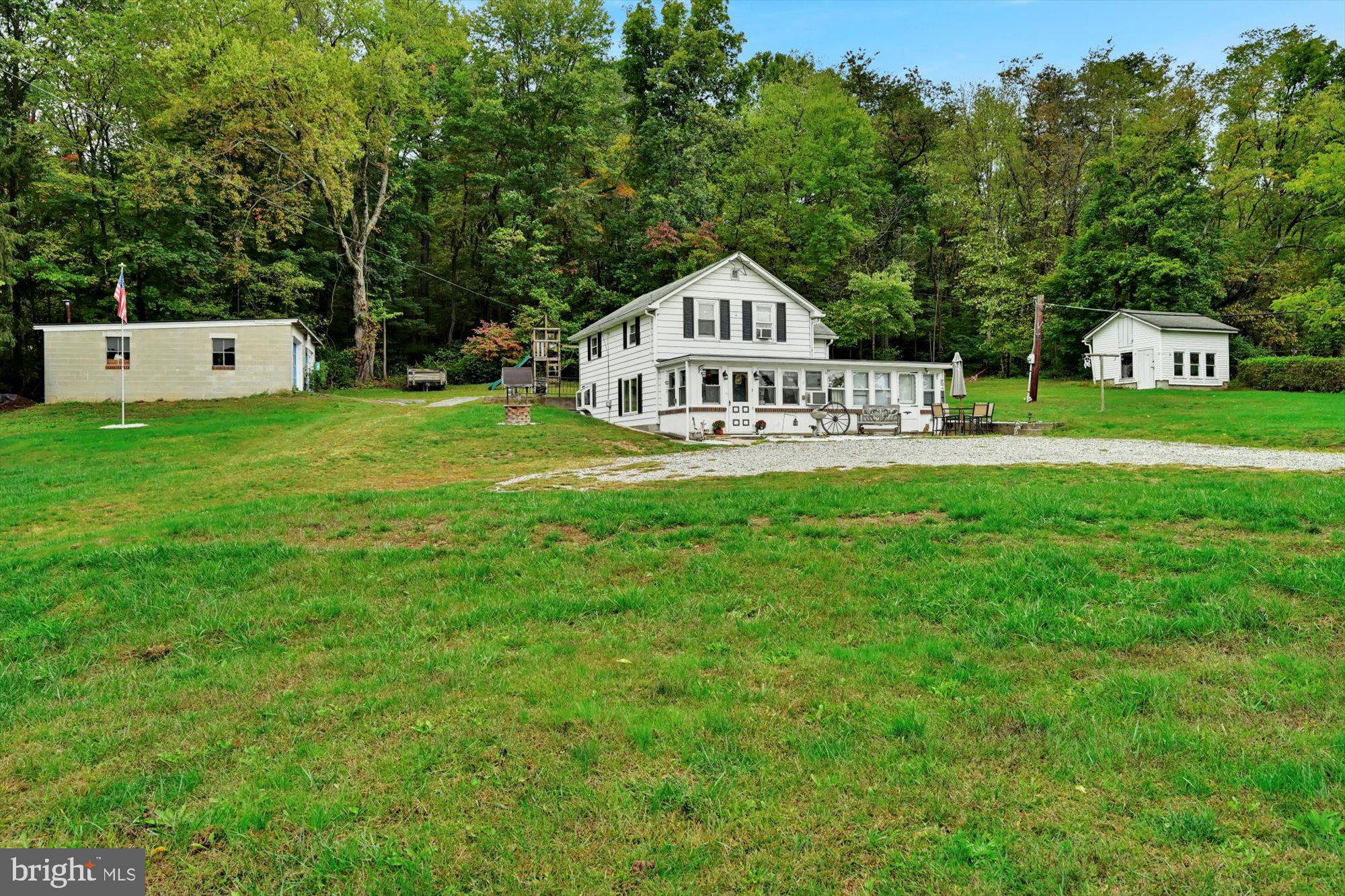 714 Suedberg Road Pine Grove, PA 17963 - Photo 4 of 31 Gallery Image 4