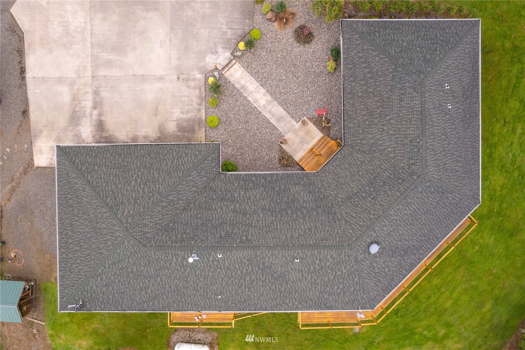 349 Cemetery Road Kalama, WA 98625 - Photo 5 of 39 Gallery Image 5
