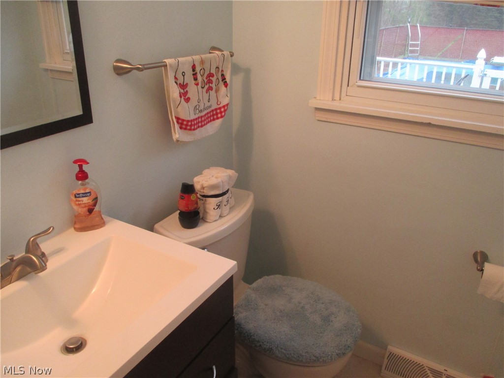 3345 South Raccoon Road Canfield, OH 44406 - Photo 14 of 15 half bath main