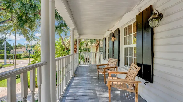 $16,000 | 306 North Swinton Avenue, Delray Beach, FL 33444