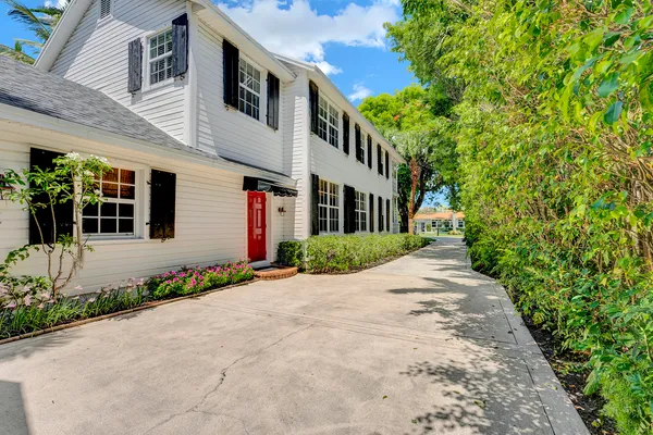 $16,000 | 306 North Swinton Avenue, Delray Beach, FL 33444