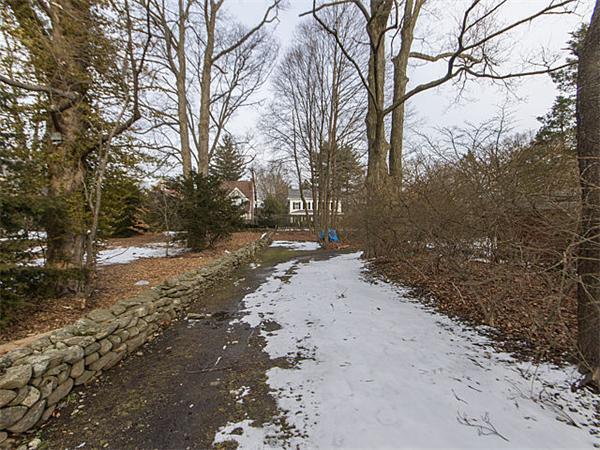 2a Waltham Street Newton, MA 02465 - Photo 2 of 2
