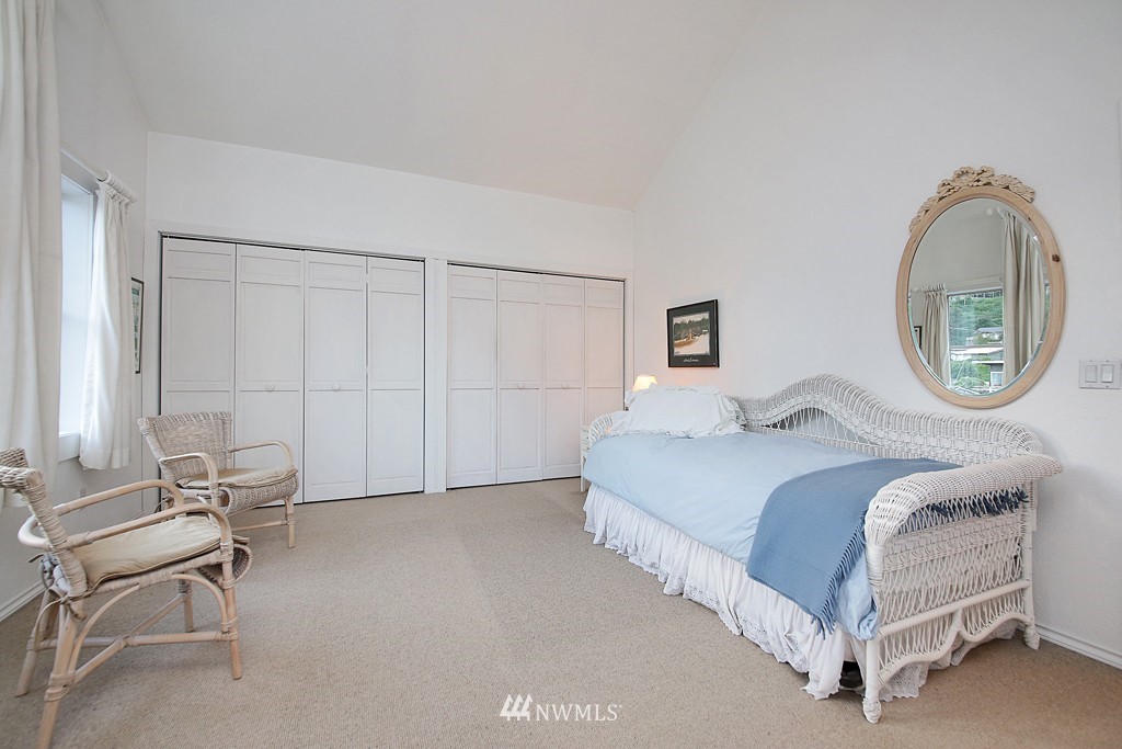 6831 Jim John Road Clinton, WA 98236 - Photo 22 of 24 Gallery Image 22