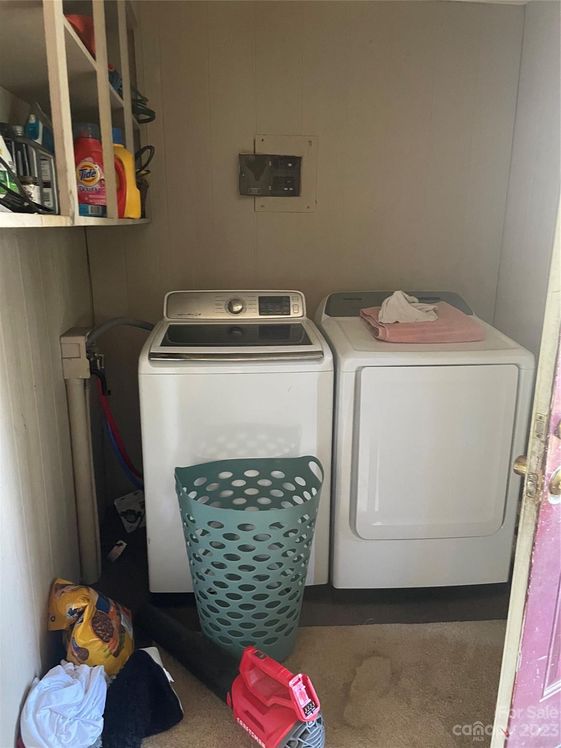 1271 Springdale Road Lancaster, SC 29720 - Photo 12 of 12 a utility room with dryer and washer