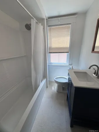 $1,850 | 106 South Avenue, Poughkeepsie, NY 12601