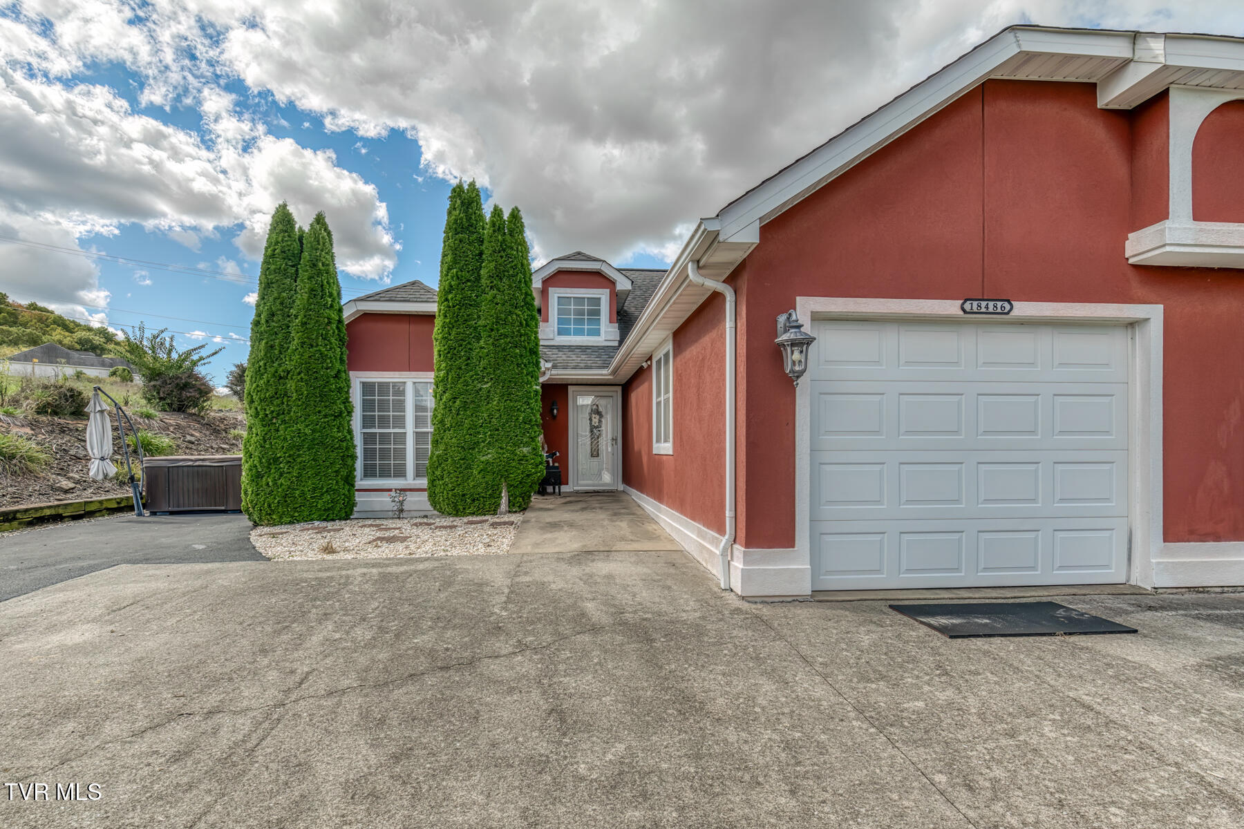 18486 Spoon Gap Rd-1