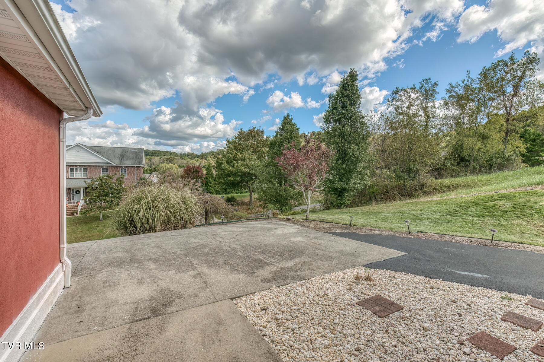 18486 Spoon Gap Road Abingdon, VA 24211 - Photo 3 of 28 18486 Spoon Gap Rd-3