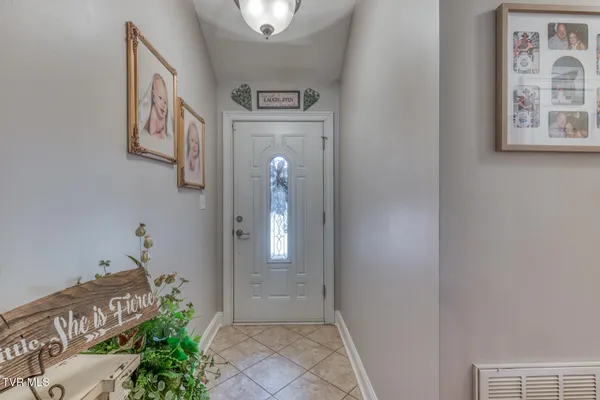 $242,500 | 18486 Spoon Gap Road, Abingdon, VA 24211