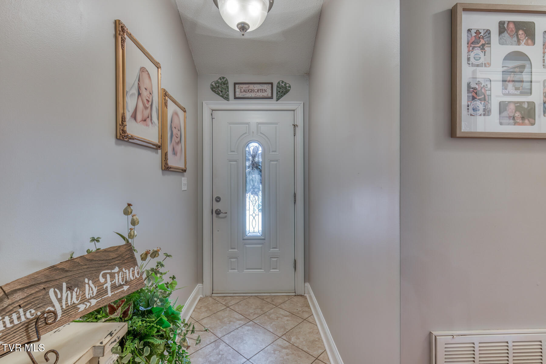 18486 Spoon Gap Road Abingdon, VA 24211 - Photo 4 of 28 18486 Spoon Gap Rd-4