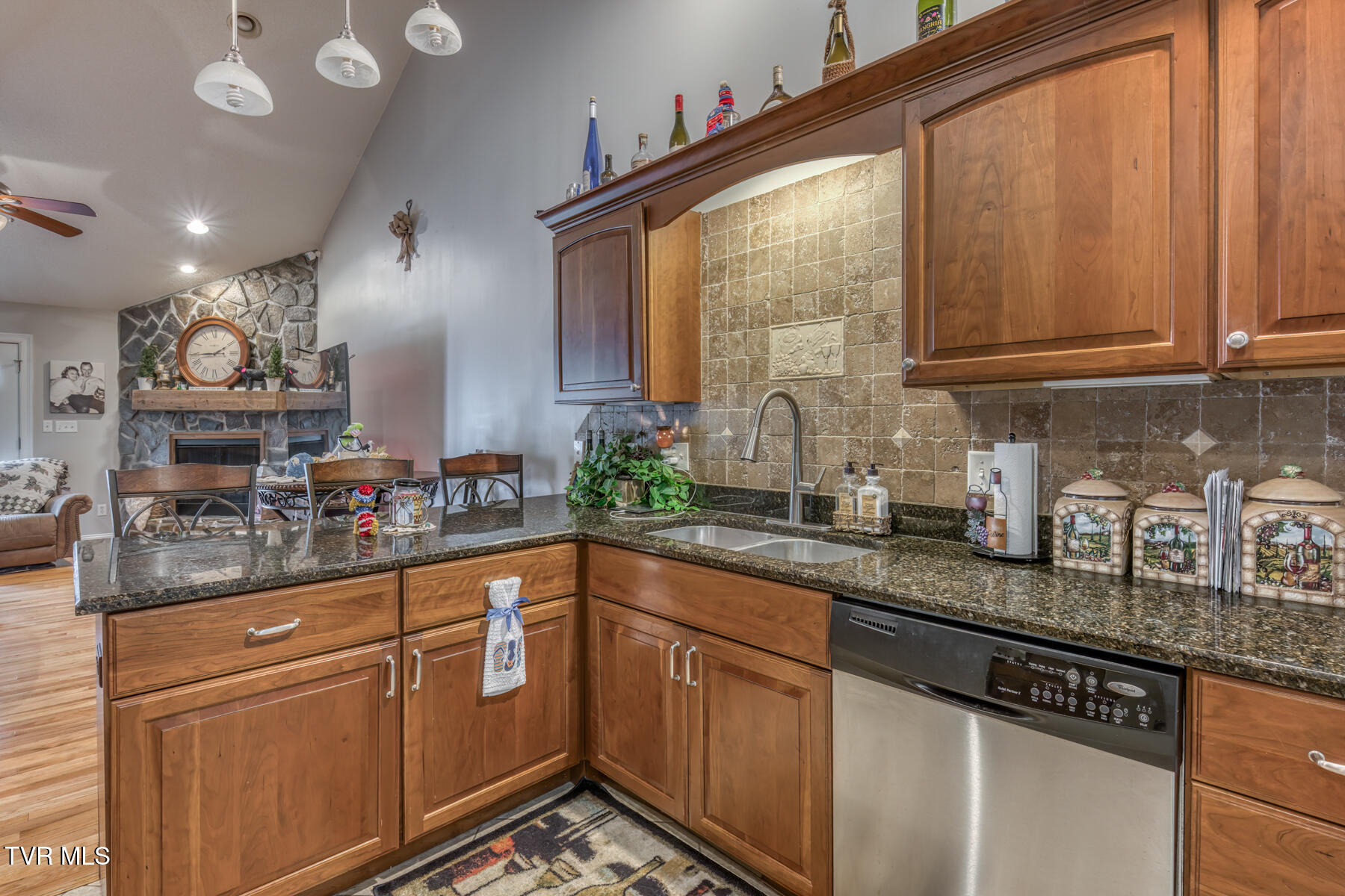 18486 Spoon Gap Road Abingdon, VA 24211 - Photo 10 of 28 18486 Spoon Gap Rd-10