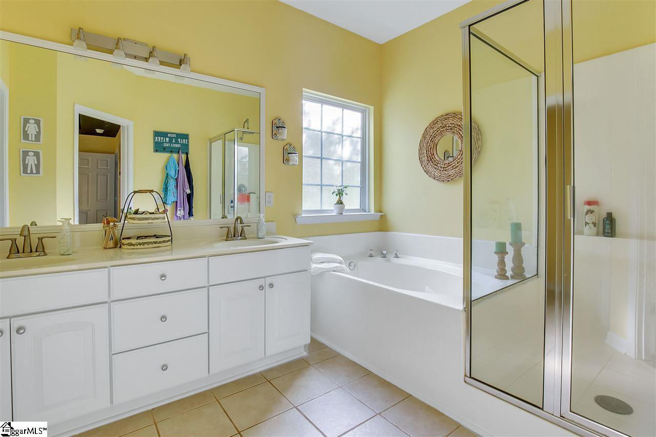 195 Timberleaf Drive Duncan, SC 29334 - Photo 12 of 24 Gallery Image 12