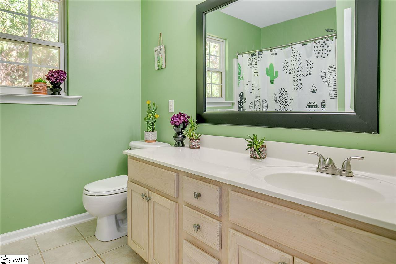195 Timberleaf Drive Duncan, SC 29334 - Photo 18 of 24 Gallery Image 18