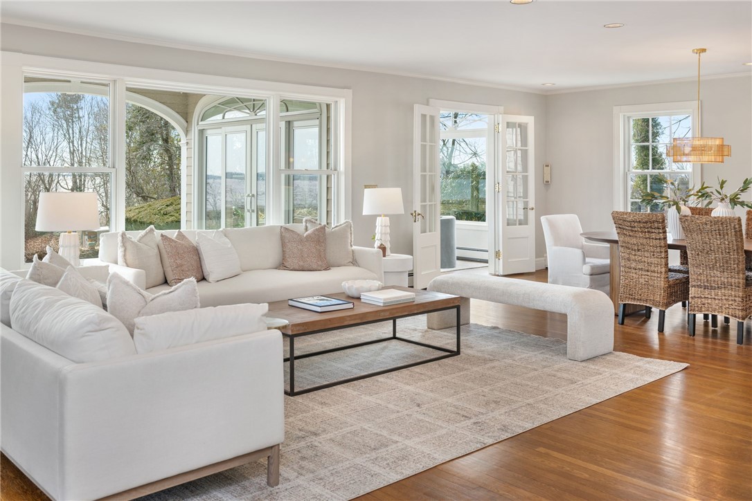 139 Nayatt Road Barrington, RI 02806 - Photo 6 of 49