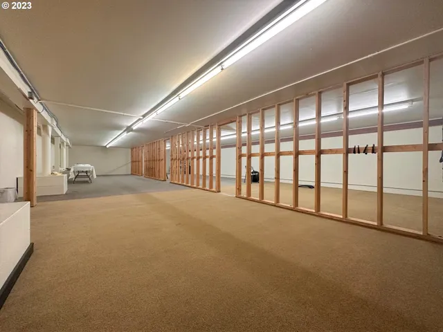 $1,590,000 | 2021 Main Street, Baker City, OR 97814