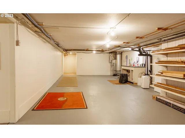 $1,590,000 | 2021 Main Street, Baker City, OR 97814