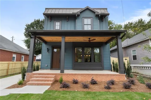 a view of a house with a outdoor space