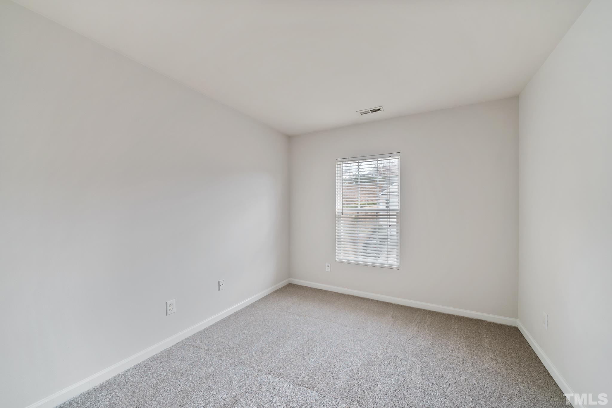 5002 Echo Ridge Road Raleigh, NC 27612 - Photo 14 of 17