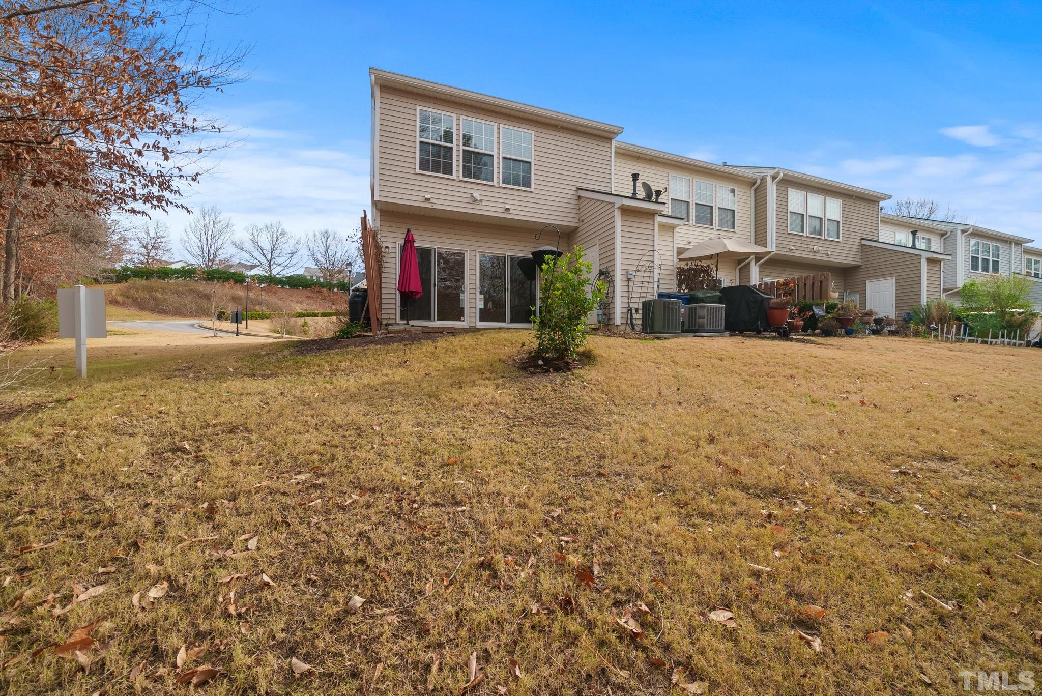 5002 Echo Ridge Road Raleigh, NC 27612 - Photo 15 of 17