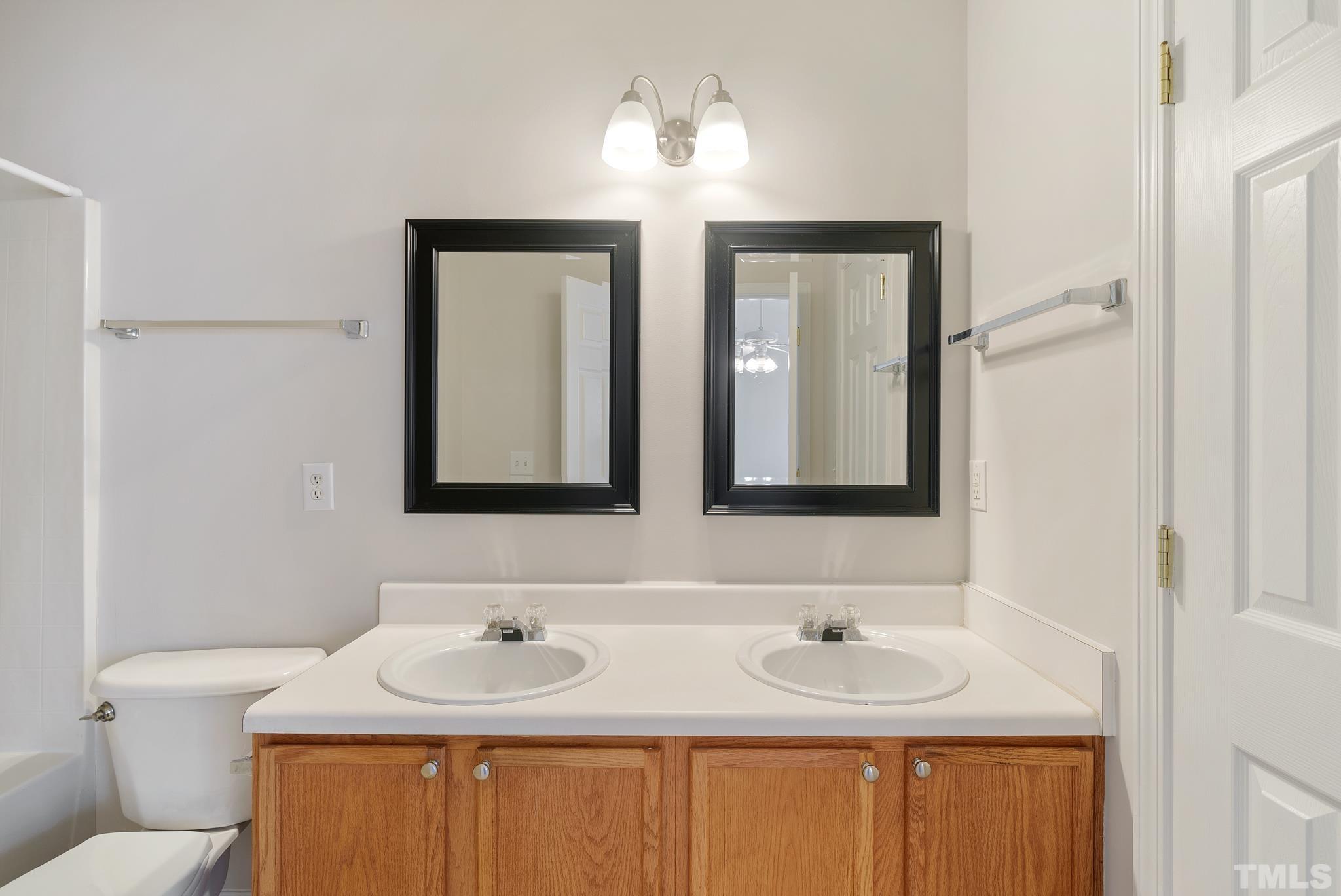 5002 Echo Ridge Road Raleigh, NC 27612 - Photo 10 of 17