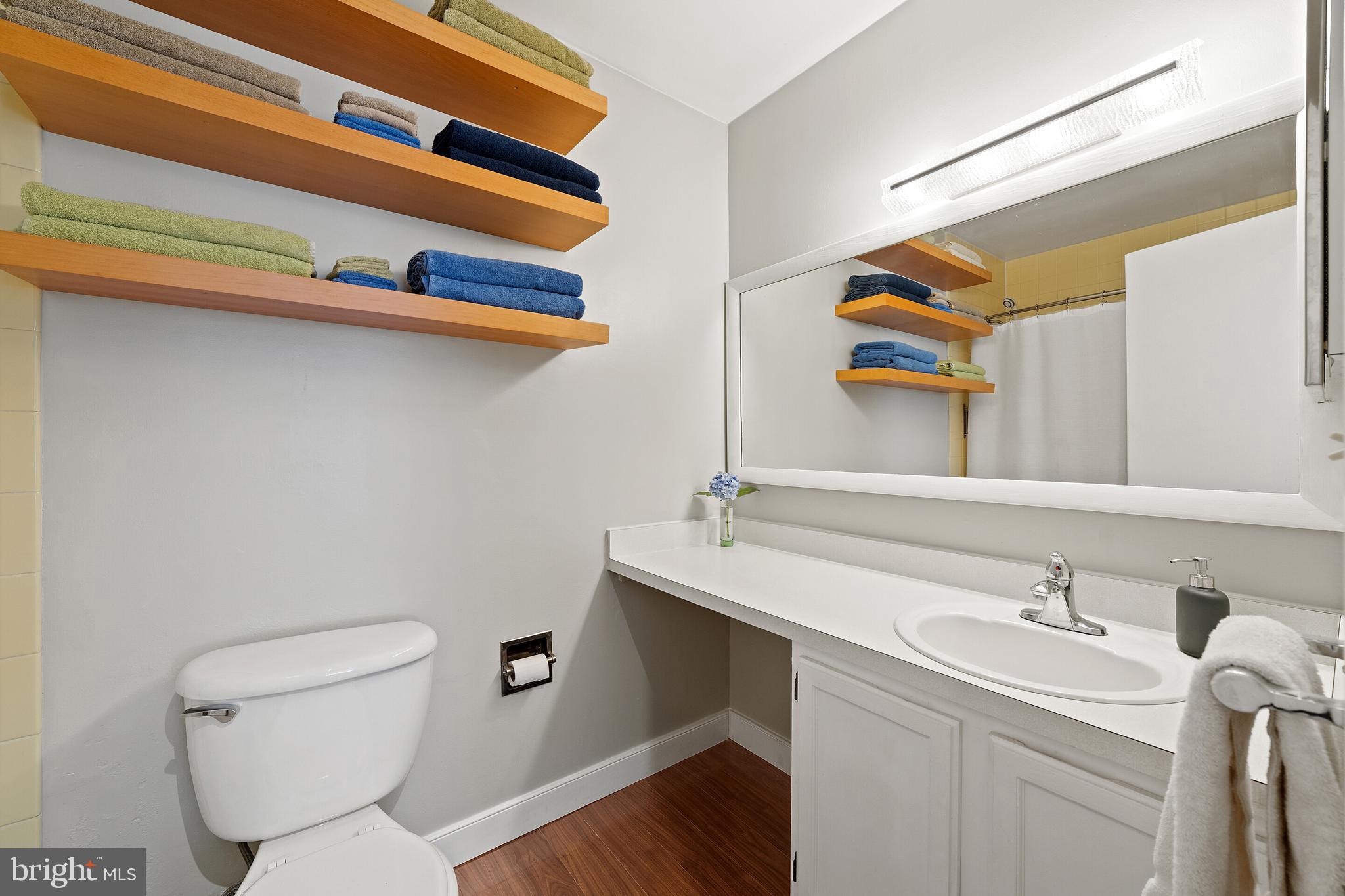 1549 Inlet Court Reston, VA 20190 - Photo 14 of 30