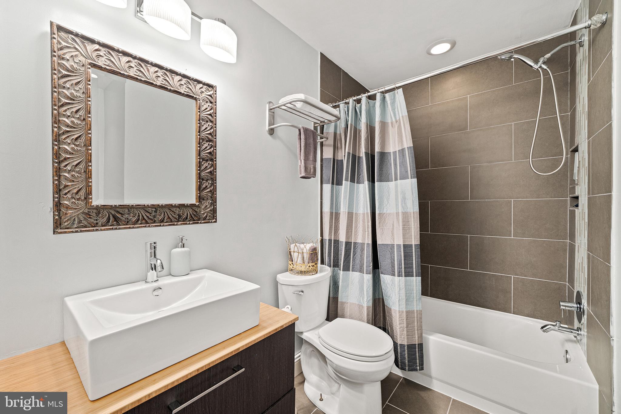 1549 Inlet Court Reston, VA 20190 - Photo 18 of 30