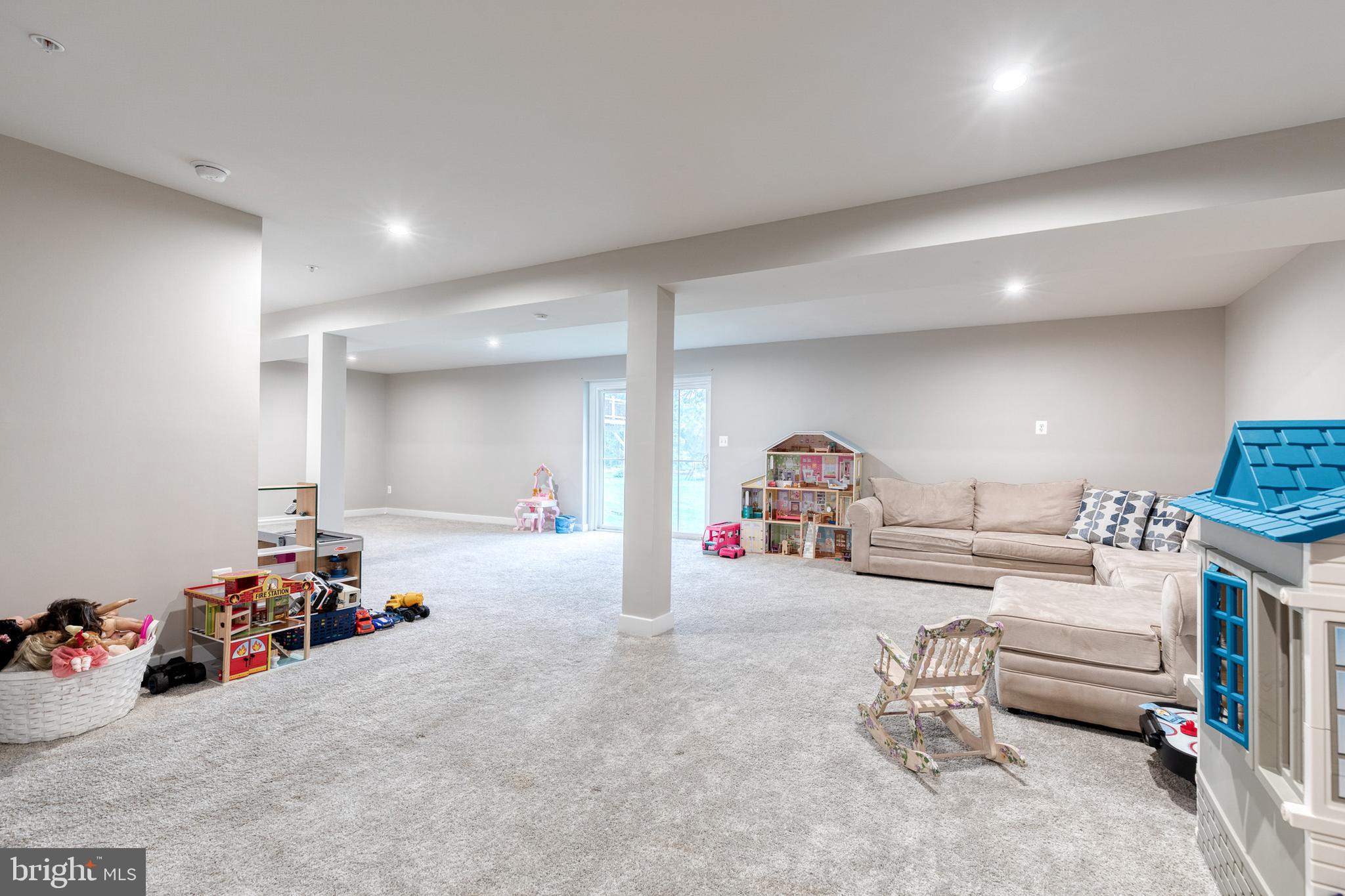 6003 Valentine Way Hanover, MD 21076 - Photo 47 of 52 a view of a room with furniture and toys