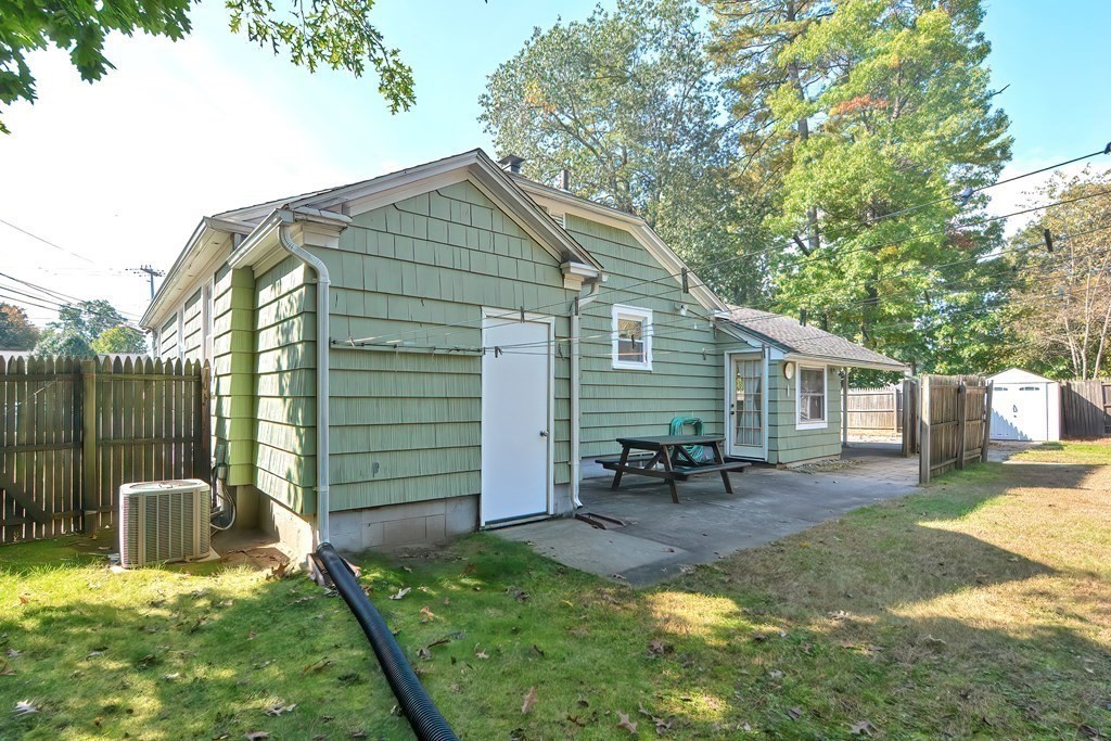 191 Sandy Hill Road Westfield, MA 01085 - Photo 3 of 42 Gallery Image 3