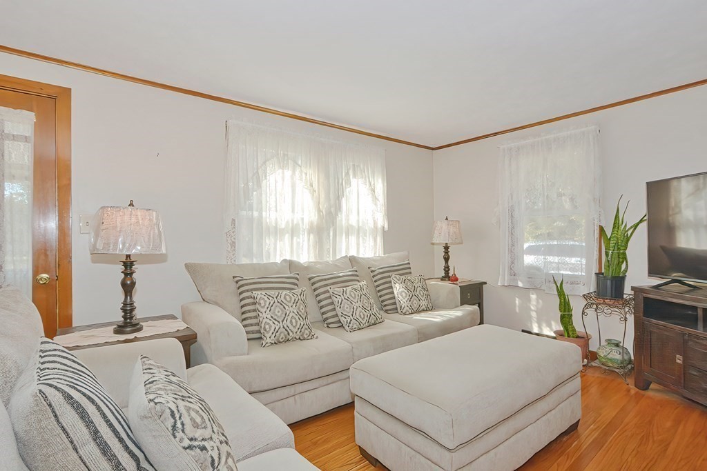 191 Sandy Hill Road Westfield, MA 01085 - Photo 7 of 42 Gallery Image 7
