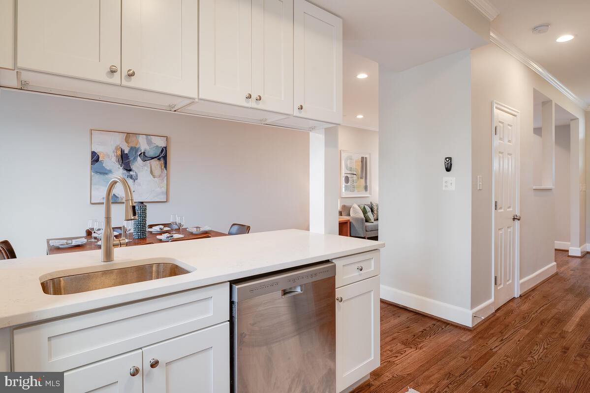 602 Keefer Place Northwest Washington, DC 20010 - Photo 20 of 48