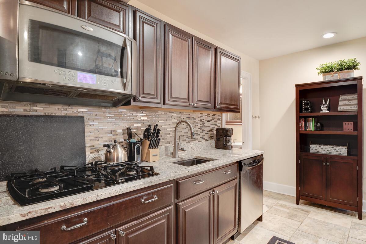 602 Keefer Place Northwest Washington, DC 20010 - Photo 34 of 48