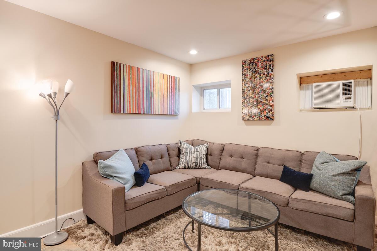 602 Keefer Place Northwest Washington, DC 20010 - Photo 38 of 48