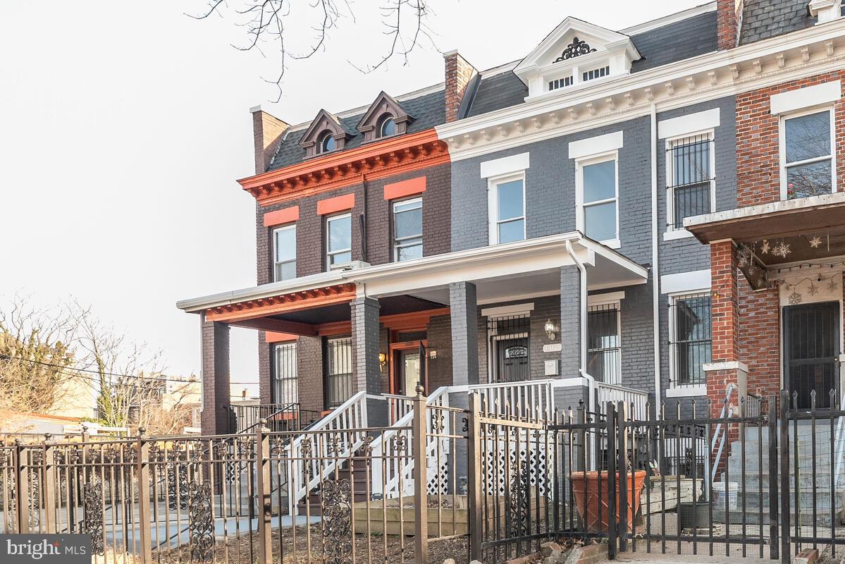 602 Keefer Place Northwest Washington, DC 20010 - Photo 5 of 48