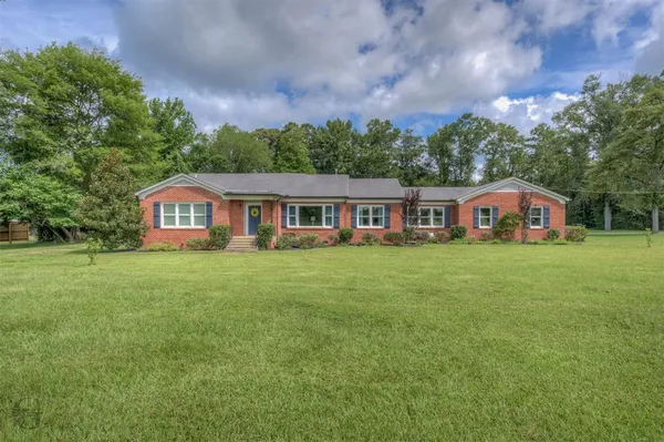 $340,000 | 3065 Highway 155, Coushatta, LA 71019