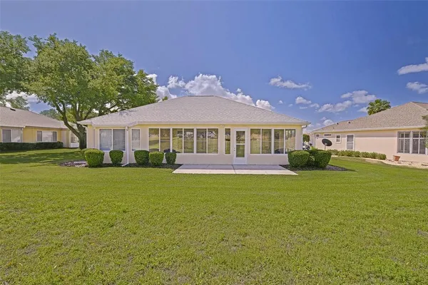 $289,500 | 13126 Southeast 93rd Terrace Road, Summerfield, FL 34491