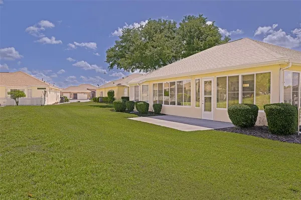 $289,500 | 13126 Southeast 93rd Terrace Road, Summerfield, FL 34491