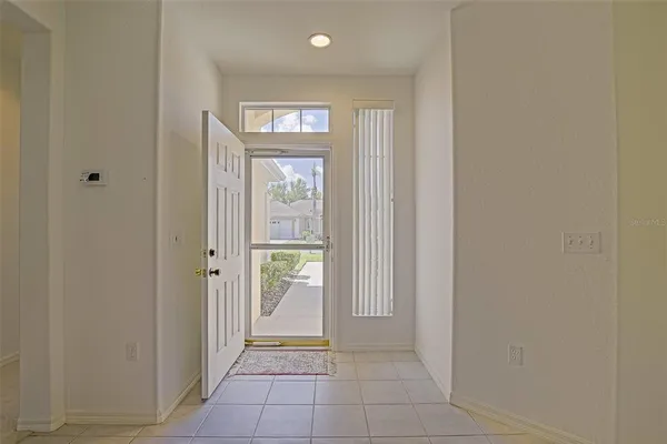 $289,500 | 13126 Southeast 93rd Terrace Road, Summerfield, FL 34491