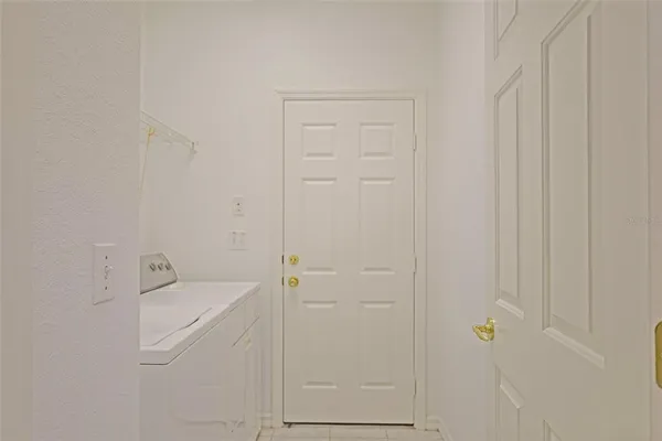 $289,500 | 13126 Southeast 93rd Terrace Road, Summerfield, FL 34491