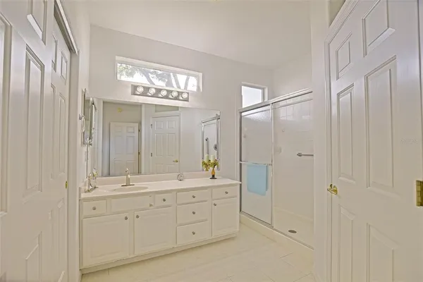 $289,500 | 13126 Southeast 93rd Terrace Road, Summerfield, FL 34491