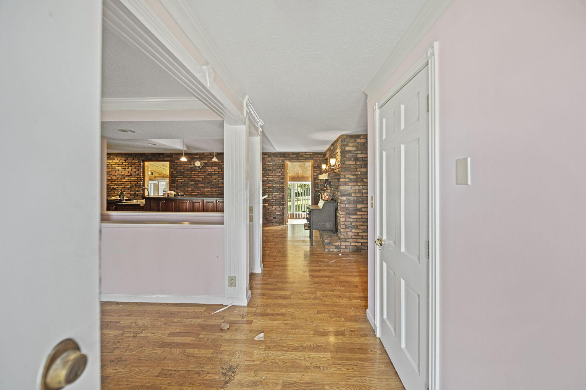 320 Diley Road Pickerington, OH 43147 - Photo 7 of 76 8-web-or-mls-DSC07478