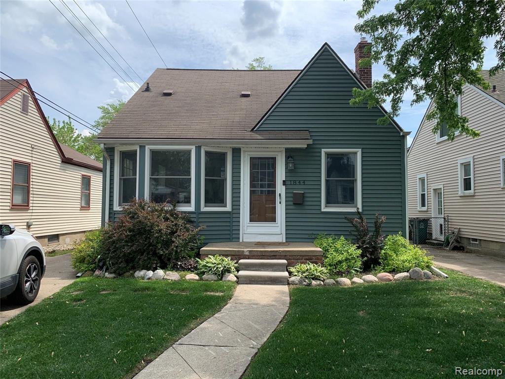 1844 Stanford Road Berkley, MI 48072 - Photo 1 of 36