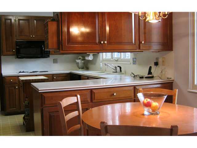 2029 Upper Chelsea Road Columbus, OH 43221 - Photo 7 of 16